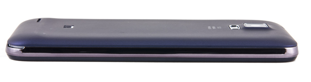 Обзор ZTE V880G. Левая грань коммуникатора