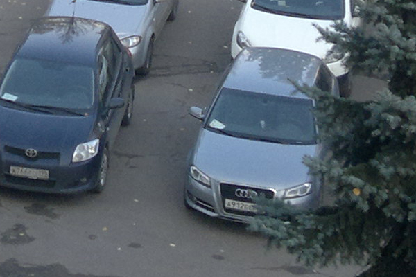 снимок на фотокамеру смартфона Nokia N8