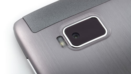 Внешний вид тыловой камеры планшета Acer Iconia Tab A500
