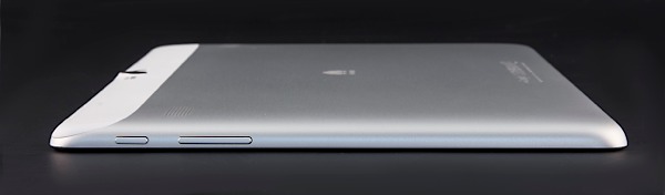 Правая грань Huawei MediaPad 10 FHD