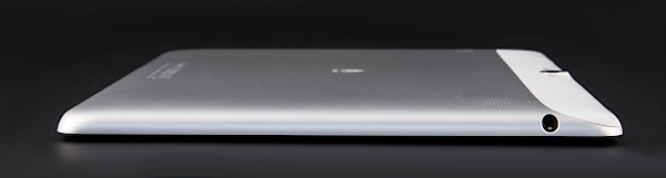 Левая грань Huawei MediaPad 10 FHD