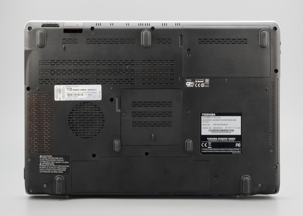 Ноутбук Toshiba Qosmio F750 с 3D-экраном